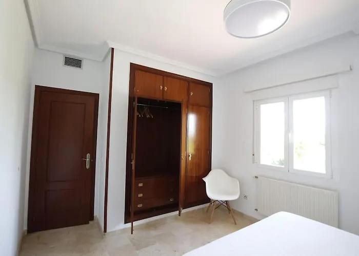 Turistico Esmeralda *