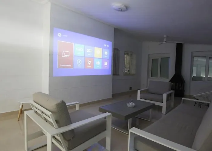 Turistico Esmeralda 度假居 Caces